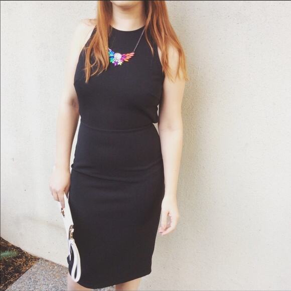 High Neck Dress Open Back Black - Picture 3 of 9